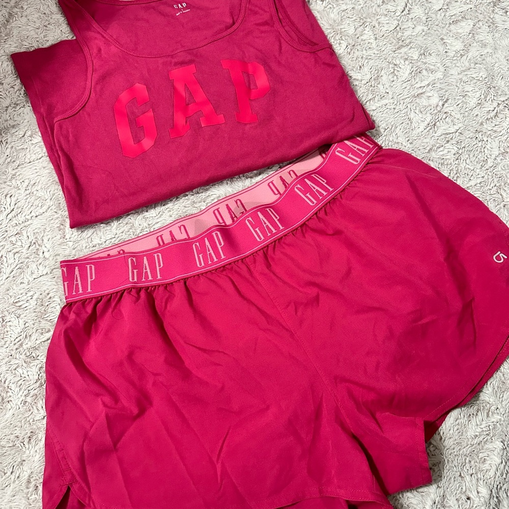 L GAP Pink Set